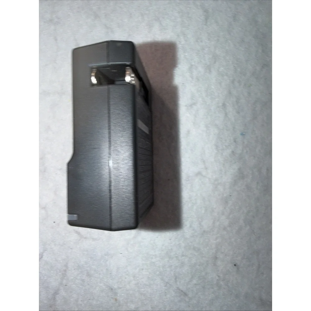 Sony BC-TRM Portable Battery Charger‎ M Series NP-FM30 NP-FM50 NP-QM91 NP-FM90